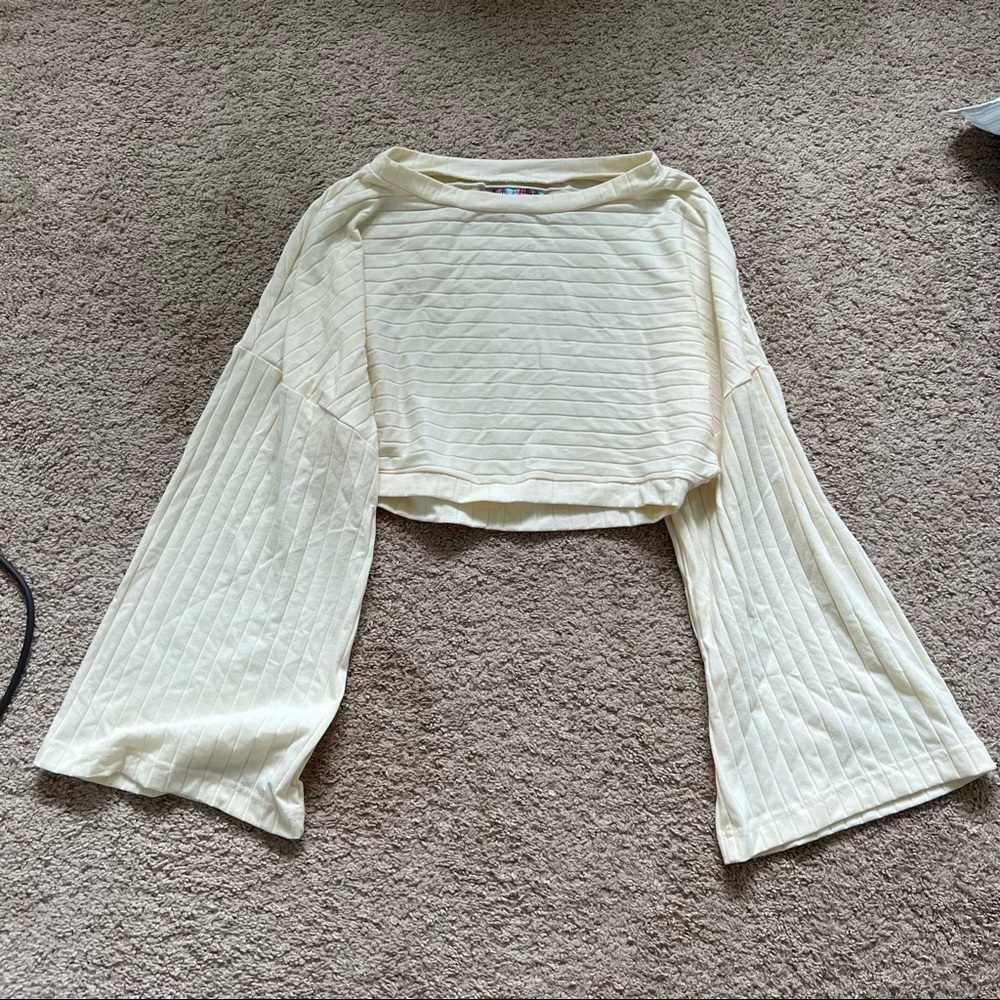 Flare long peeve UO top